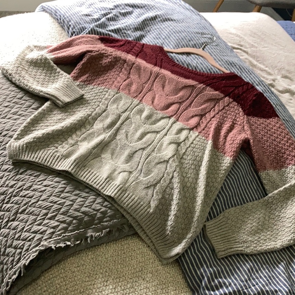 Comfy, colorblock sweater